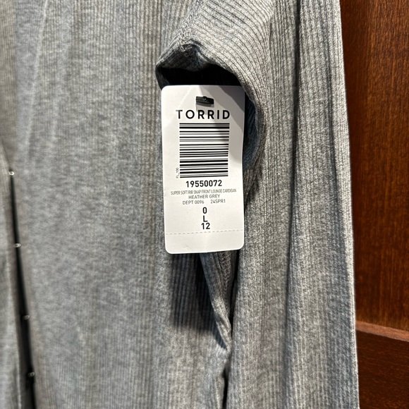 Women’s Torrid Super Soft Light Rib Knit Sleep Snap Cardigan Size 0 - Picture 5 of 8